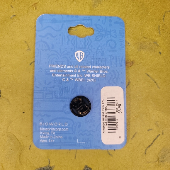 Phoebe Enamel Pin • Friends - Picture 2 of 2